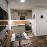 2 Apartman *